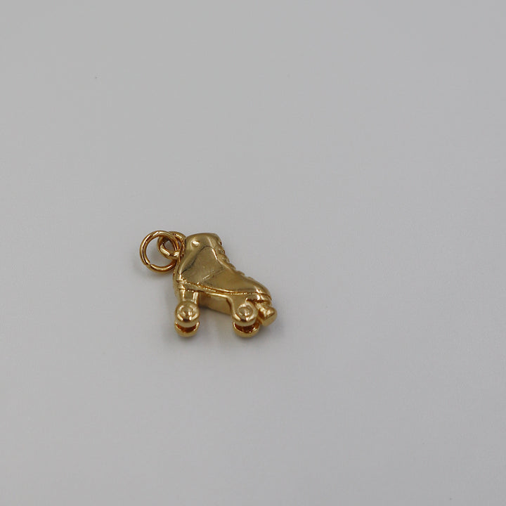 RollerFit - Roller Skate Pendant Charm - Gold