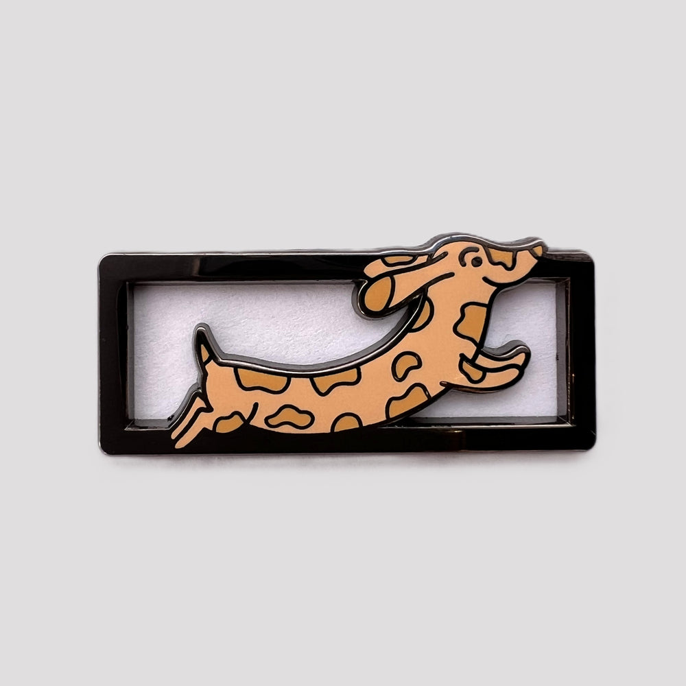 RollerFit enamel lace lock of a dachshund in a gunmetal frame on a light gray background