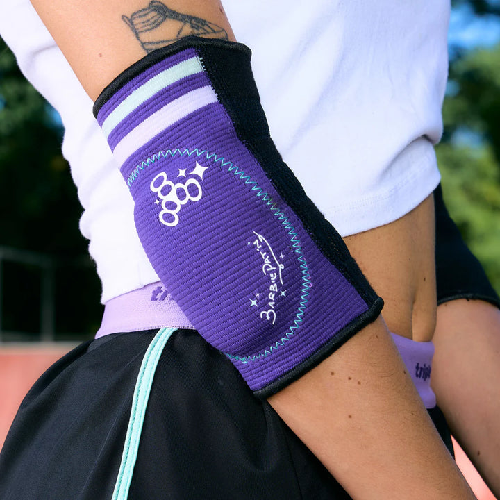 Triple 8 Barbie Patin soft elbow pad being worn