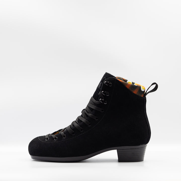 Chuffed Skates De La Casa Pro Boots, black roller skate boots with a retro black, orange, yellow and white gradient wave lining.