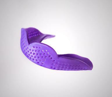 Sisu 1.6 Aero mouth guard in purple.