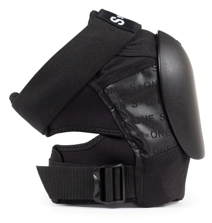 S-One Gen 4 Pro Knee pads in all black.