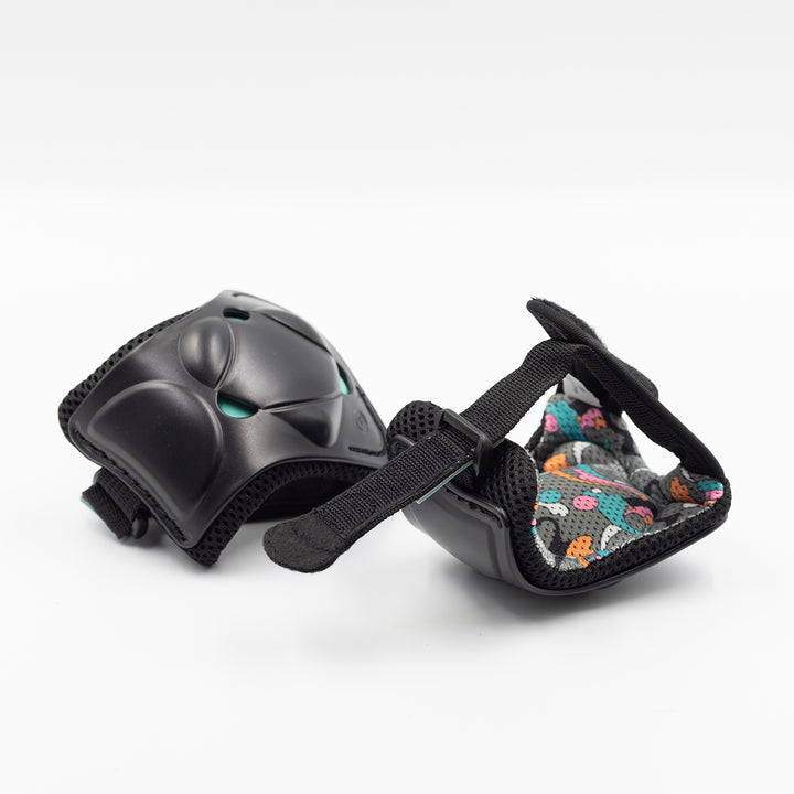 The RollerFit Palm Slider a light weight protective guard for your hands in black with blue accents.