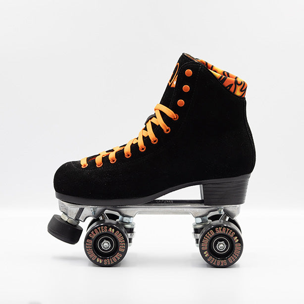 Chuffed Skates Fuegote roller skates with black suede boots, toe stops, wheels and orange laces, eyelets, logo embroidery and a piping hot flame lining.